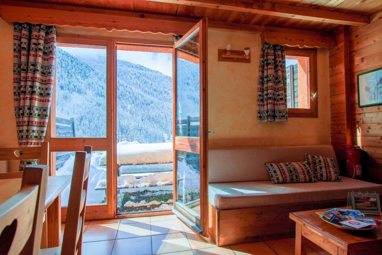 Le Gouroun Hameau Des Chazals Nevache Hautes Alpes Eksteriør bilde