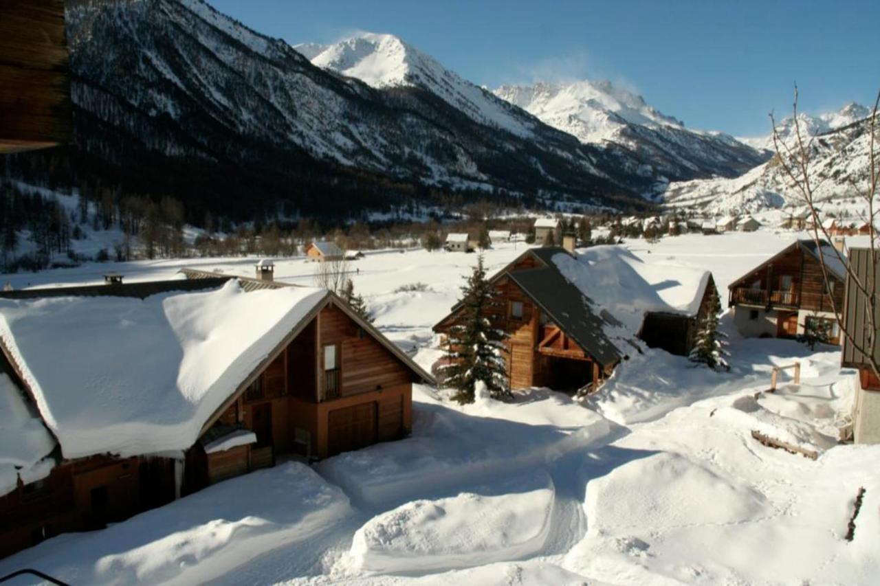 Le Gouroun Hameau Des Chazals Nevache Hautes Alpes Eksteriør bilde